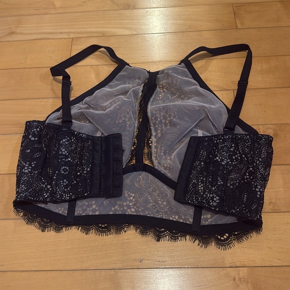 Victoria’s Secret Black Lace Bralette - Picture 6 of 6